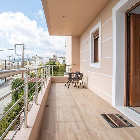M&E Apartments 하라키 외부 사진